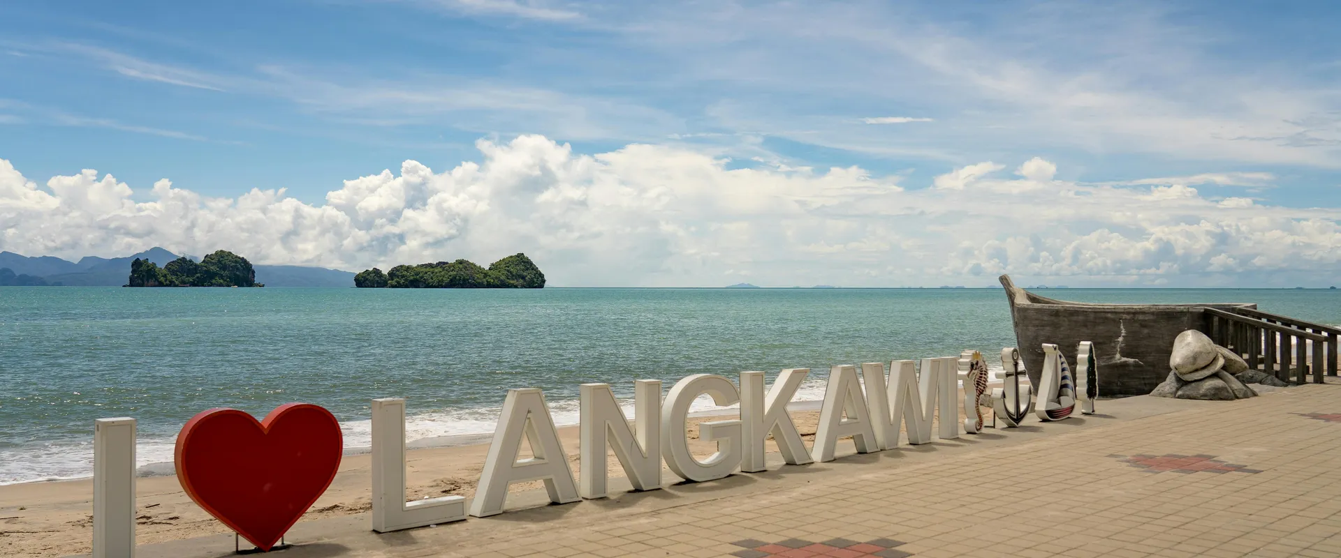 Pub crawls in Langkawi, Malaysia