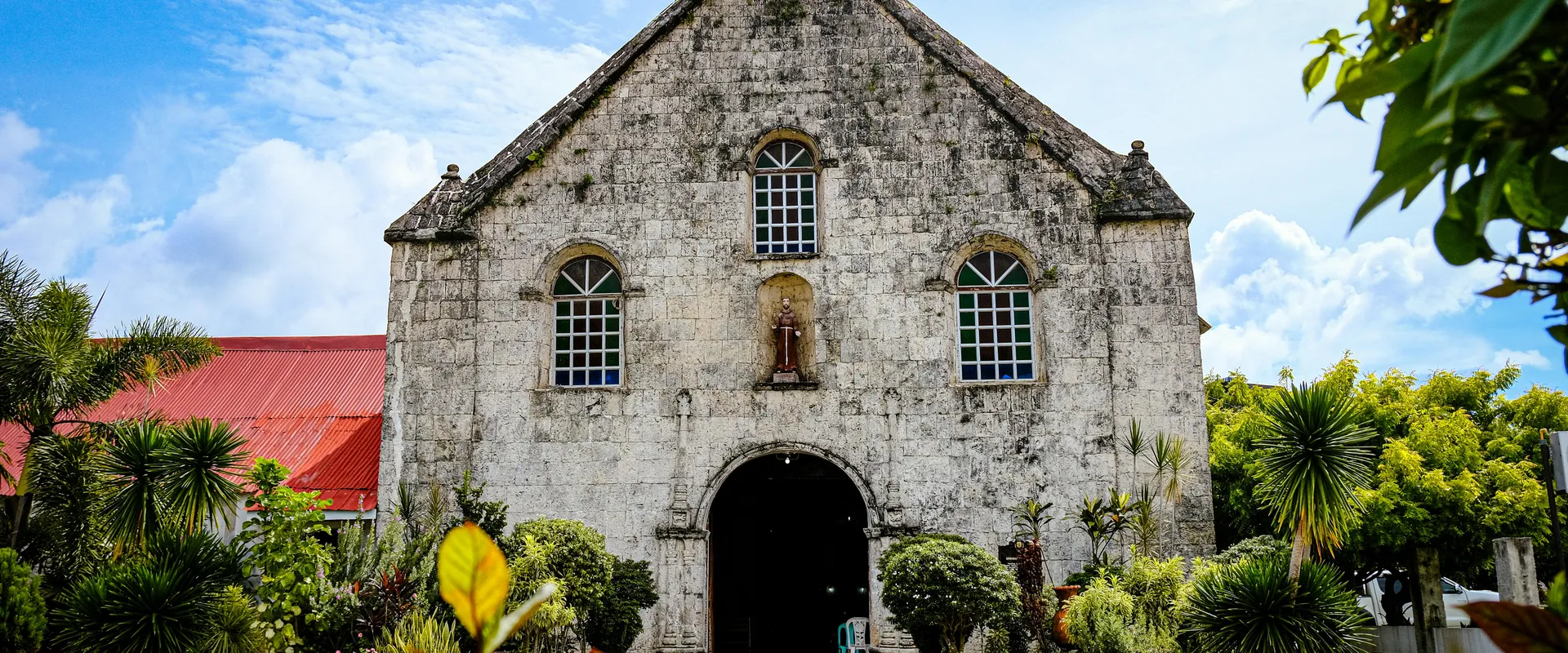 Pub crawls in Siquijor, Philippines